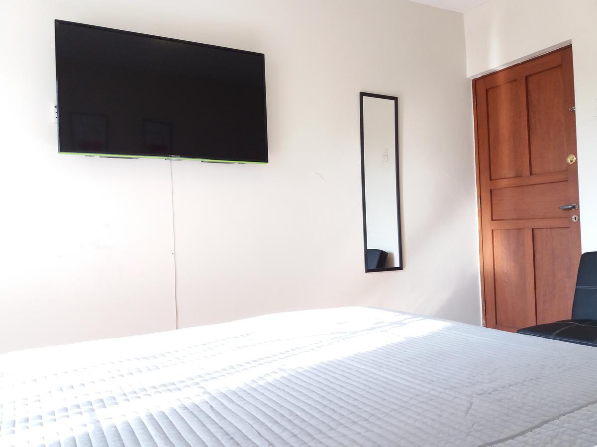 Cozy And Comfortable Home In Miraflores Lima Buitenkant foto